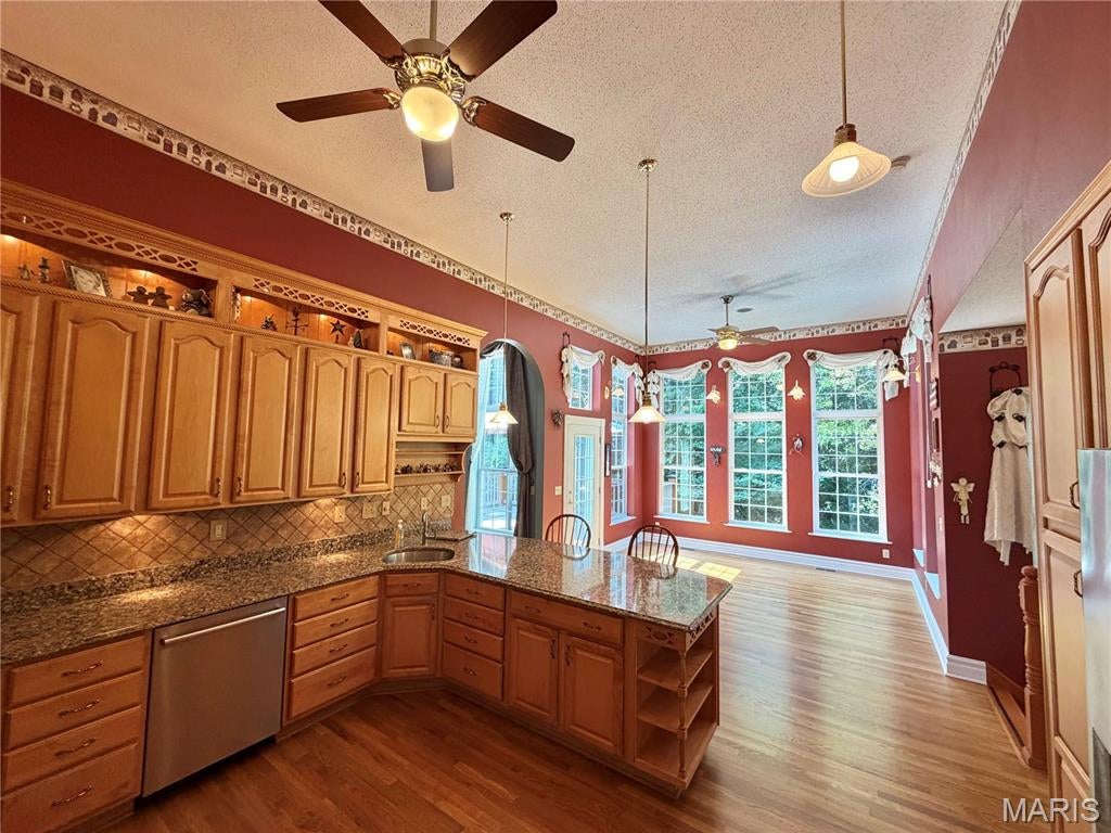 Fox Mill Estates - Residential