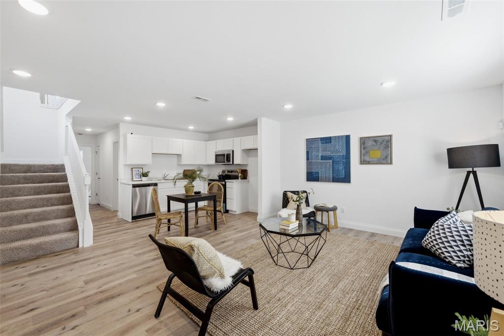 St Louis Commons Add - Residential