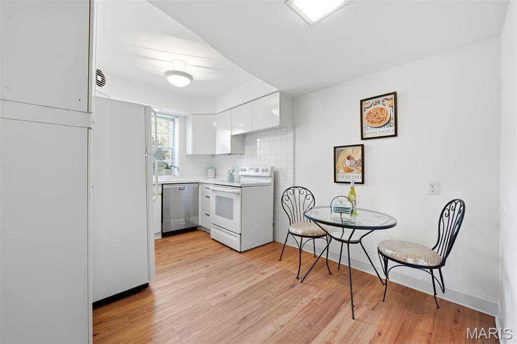 Delcrest Condo - Residential