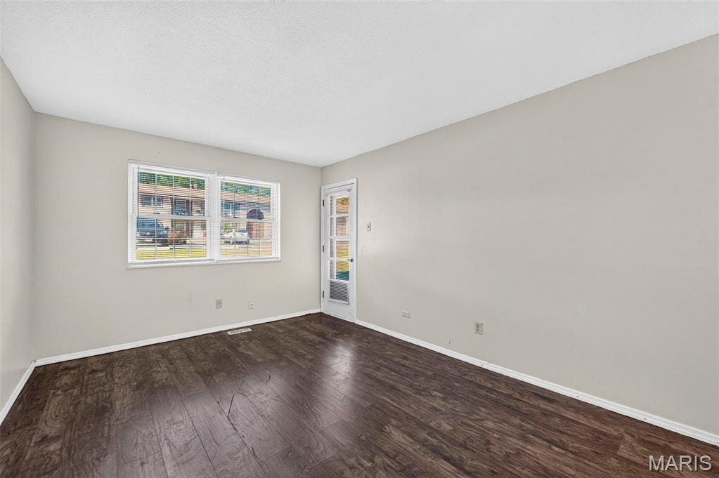 Granada Condo - Residential