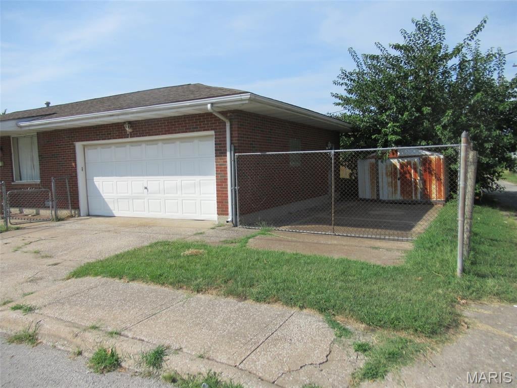 East Madison Add - Residential