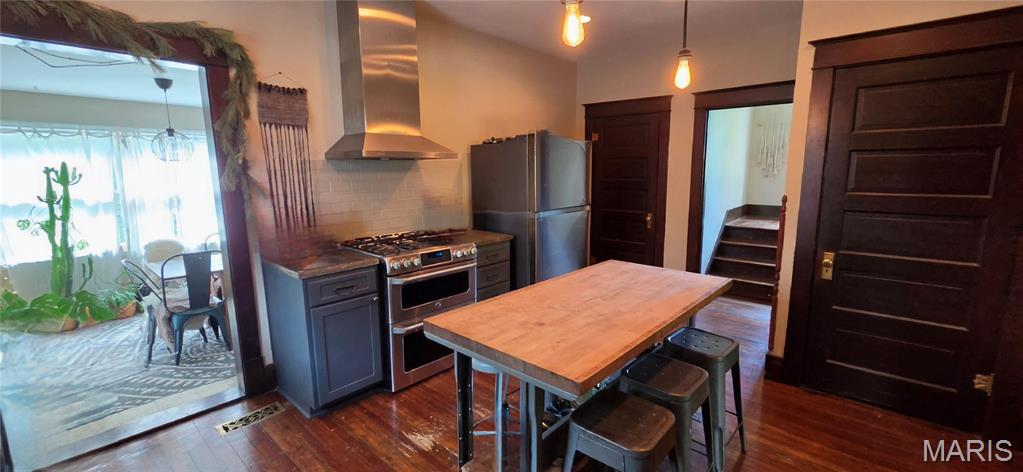 Bunker Hill - Residential