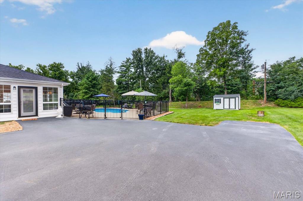 Hickory Hill - Residential