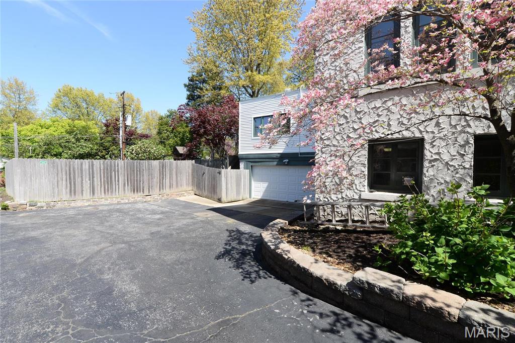 Davis Place - Residential Lease