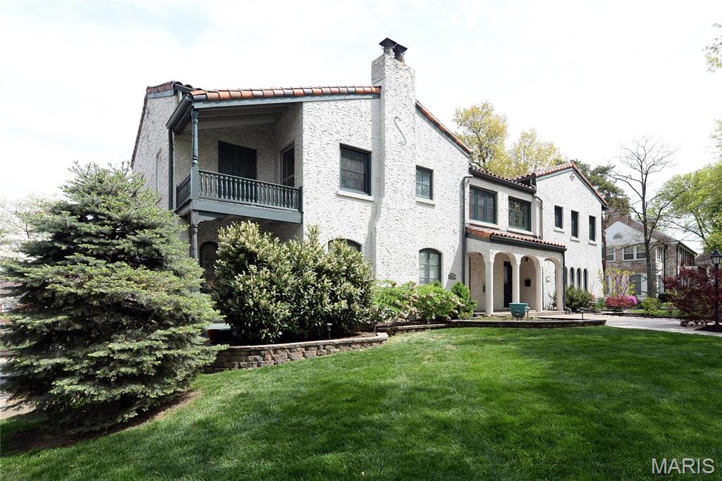 Davis Place - Residential Lease