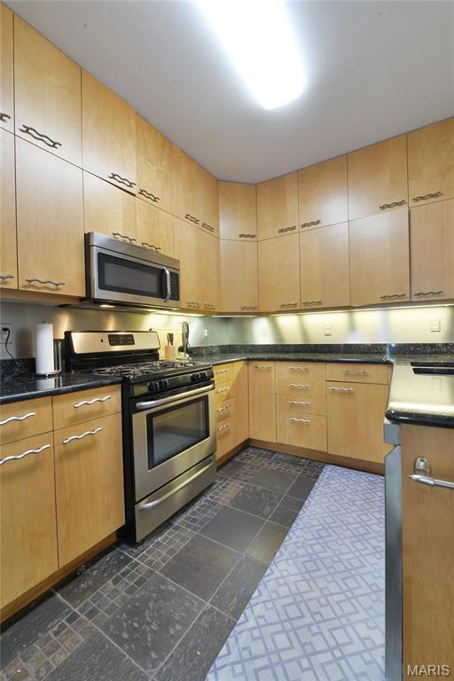Davis Place - Residential Lease