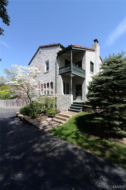 Davis Place - Residential Lease