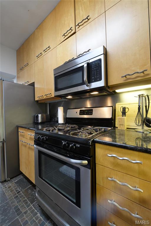 Davis Place - Residential Lease
