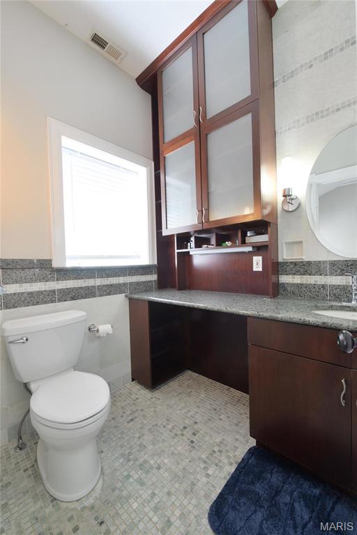 Davis Place - Residential Lease