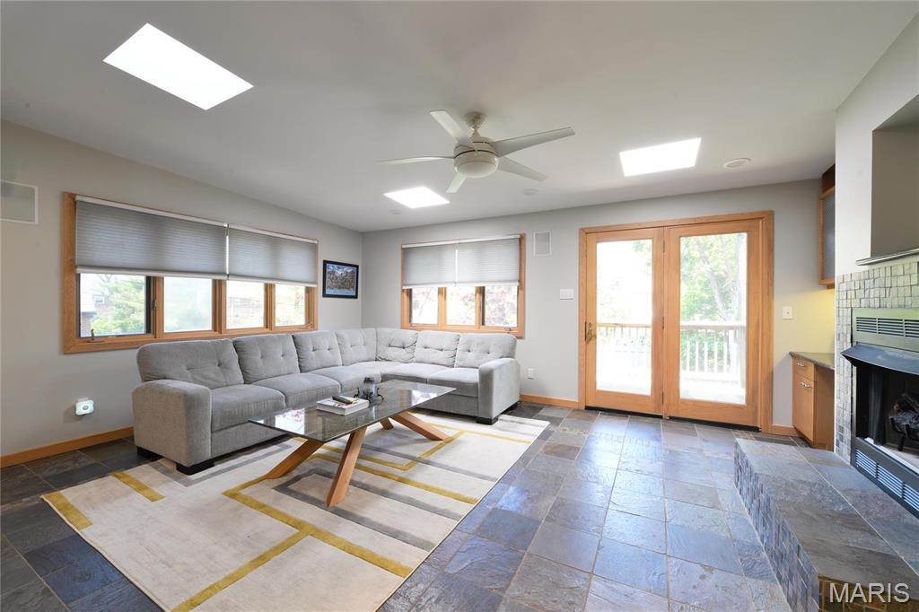 Davis Place - Residential Lease