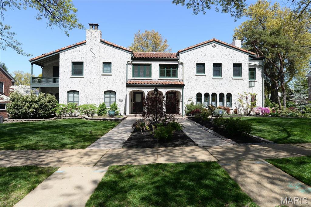 Davis Place - Residential Lease