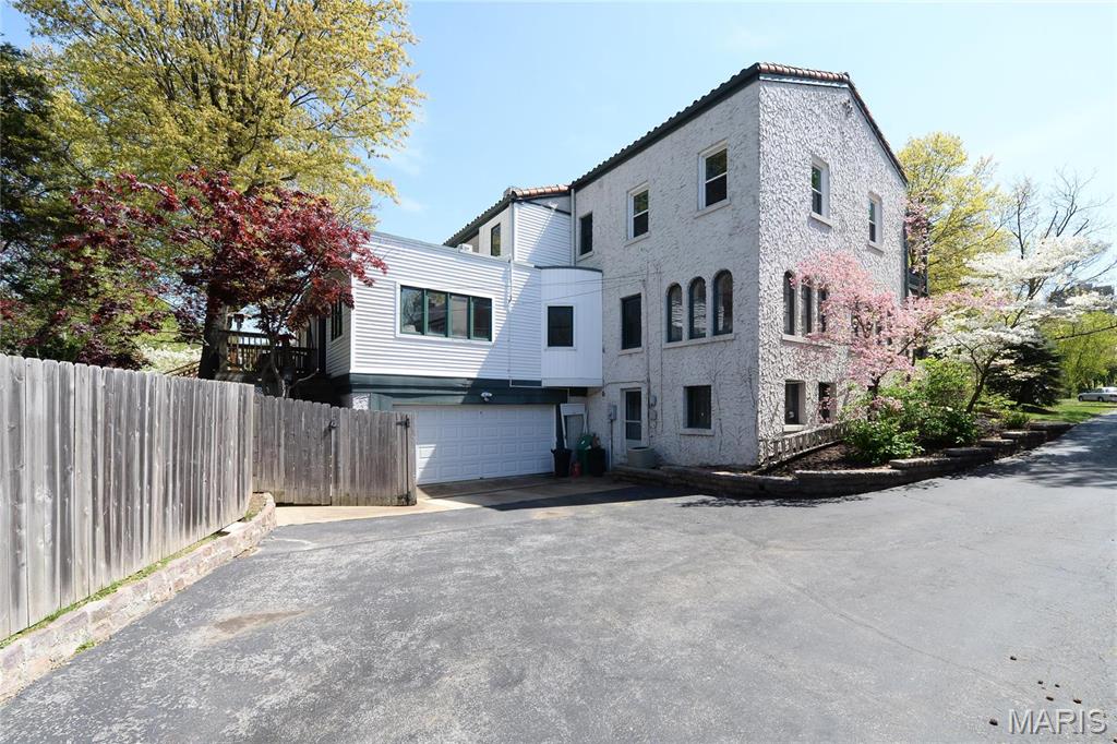 Davis Place - Residential Lease