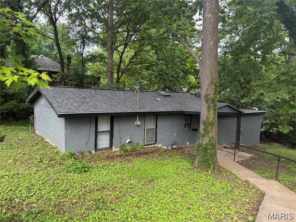 2 bed/1 bath home in Jennings. With a little work it would make a good primary residence or addition to your rental portfolio. This home is being sold as-is with the owners to provide no warranties, inspections, or repairs.