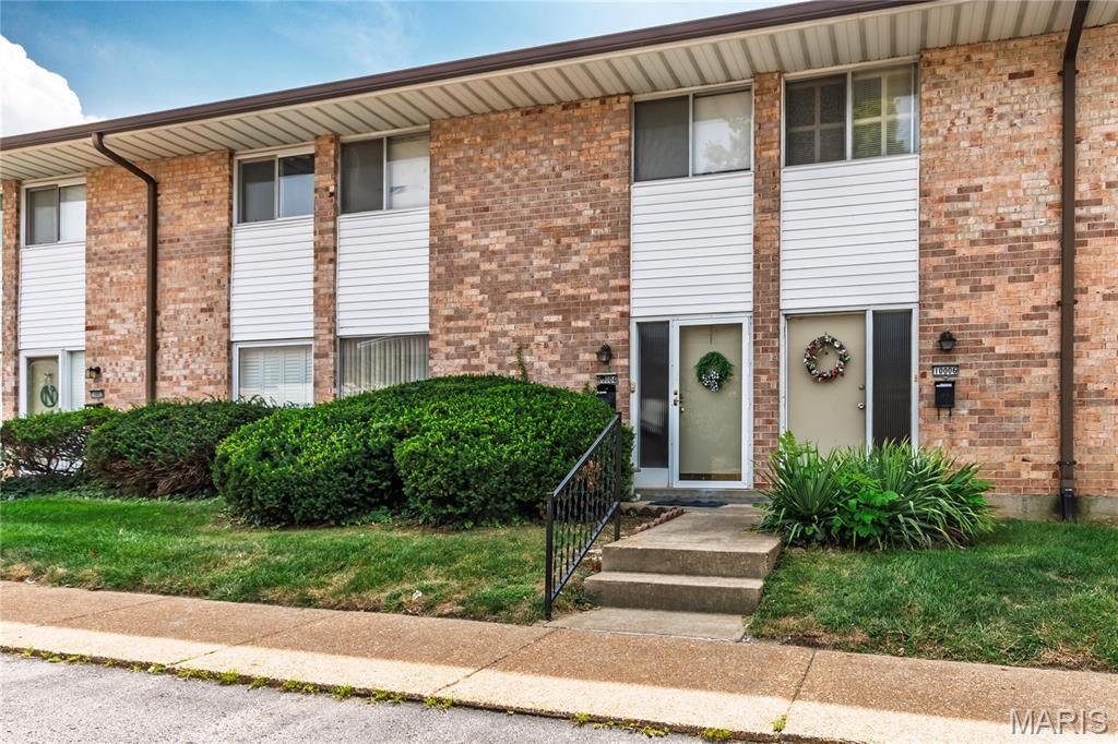 Sakura Gardens Condo - Residential
