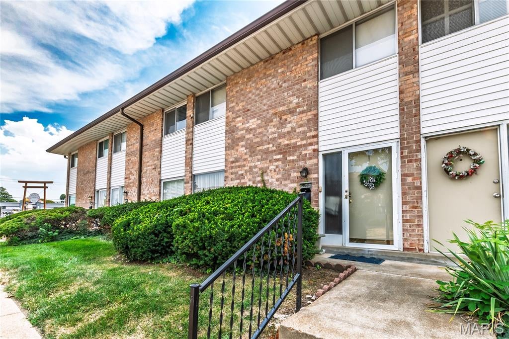 Sakura Gardens Condo - Residential