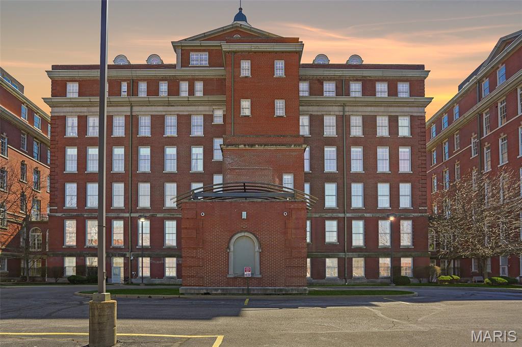 Georgian Condos - Residential