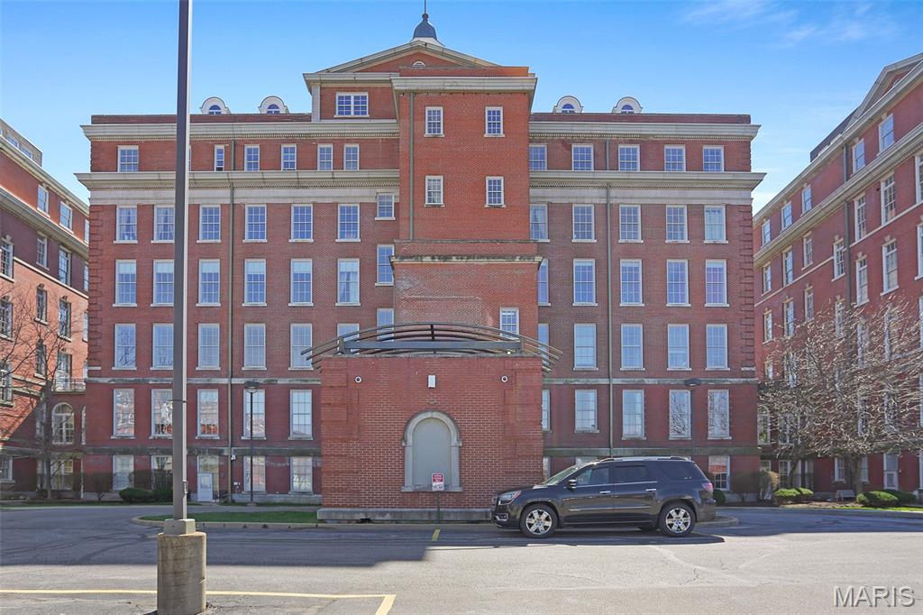 Georgian Condos - Residential