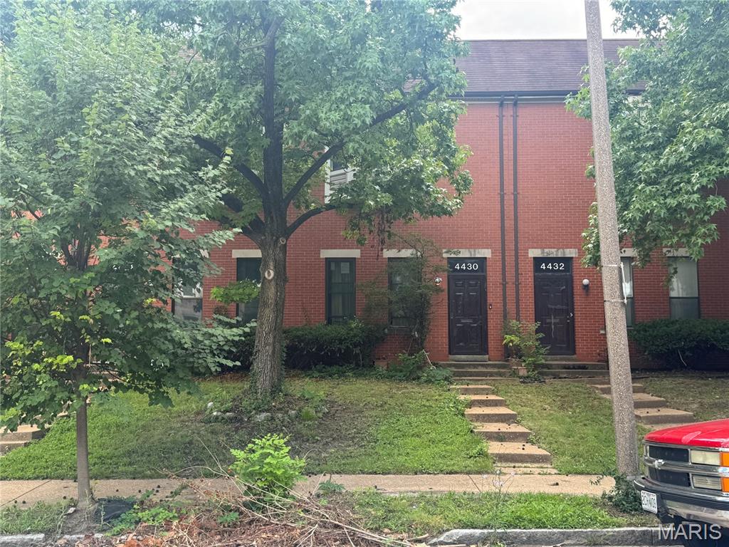 This could be your diamond in the rough, If you have a vision and can provide some sweat equity this could be your fabulous new home. In the Lower level you will find the Kitchen and Family Room, main level has 2 bedrooms and a full bath with the upper-level boasting a third bedroom and washer/dryer hookups. Includes off-street parking. Located in a connected, convenient neighborhood near Forest Park, Downtown, Wash U, and public transit, you’ll love the central access to everything St. Louis offers. With low taxes, and lots of undiscovered charm, this is your chance to own a home in the heart of the city.
