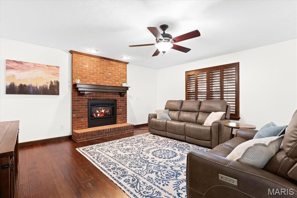 Woodridge Estates 8th Add - Residential