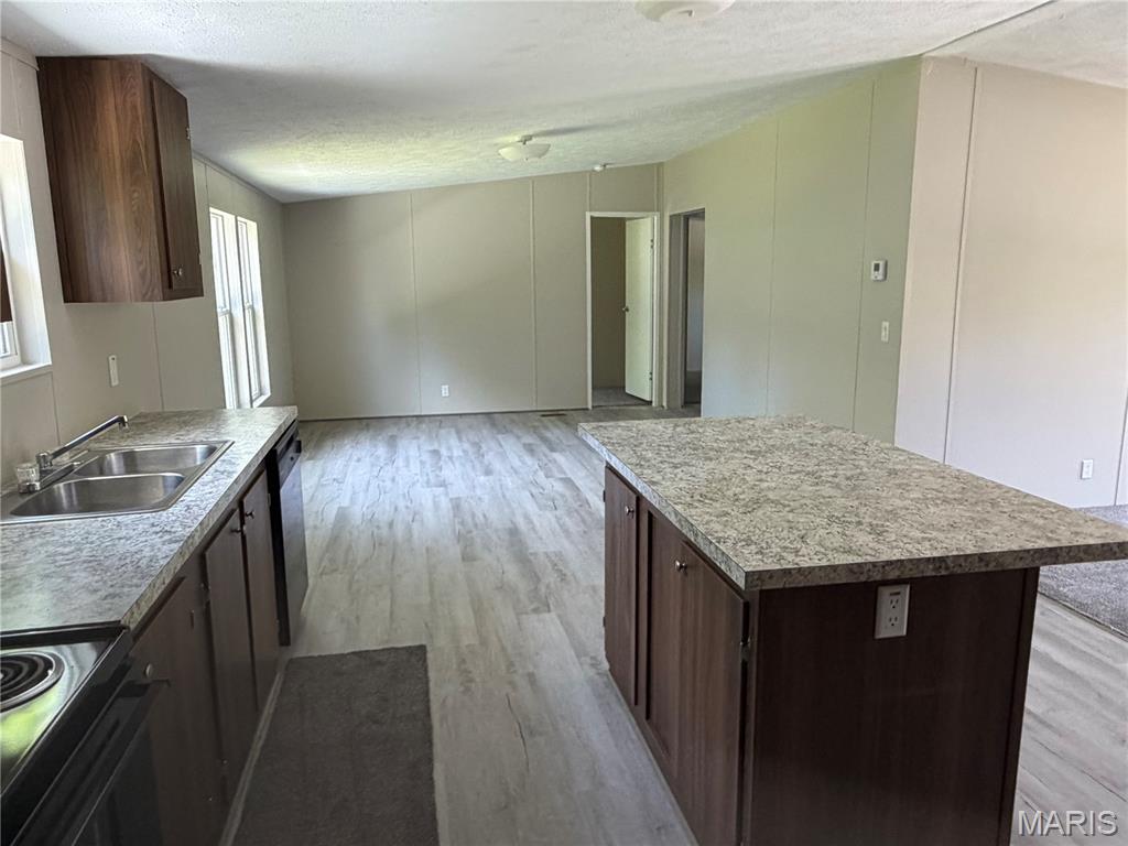 Montgomery River - Residential