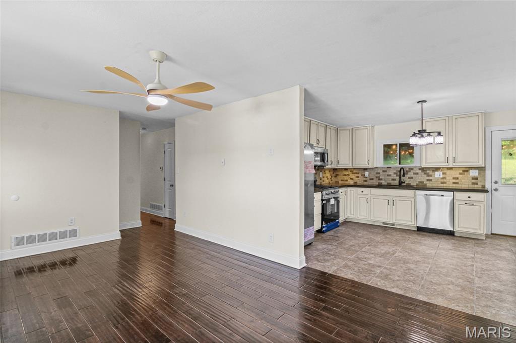 Maxville Vly Terrace - Residential