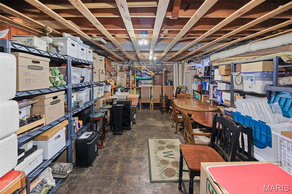 Pine Lawn Sub - Residential