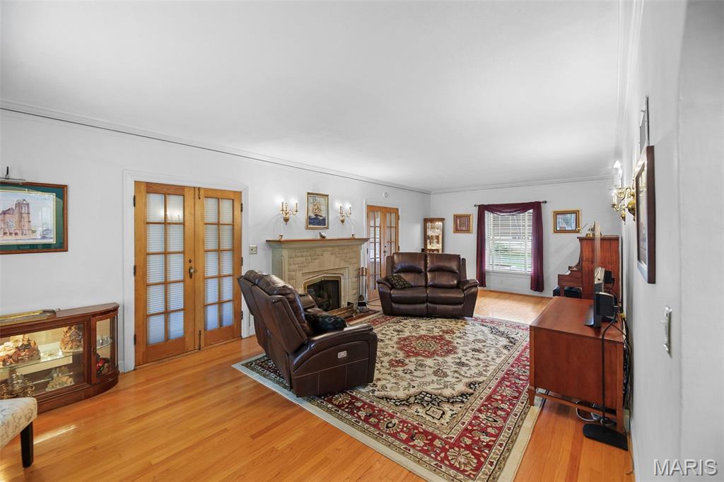 Pine Lawn Sub - Residential