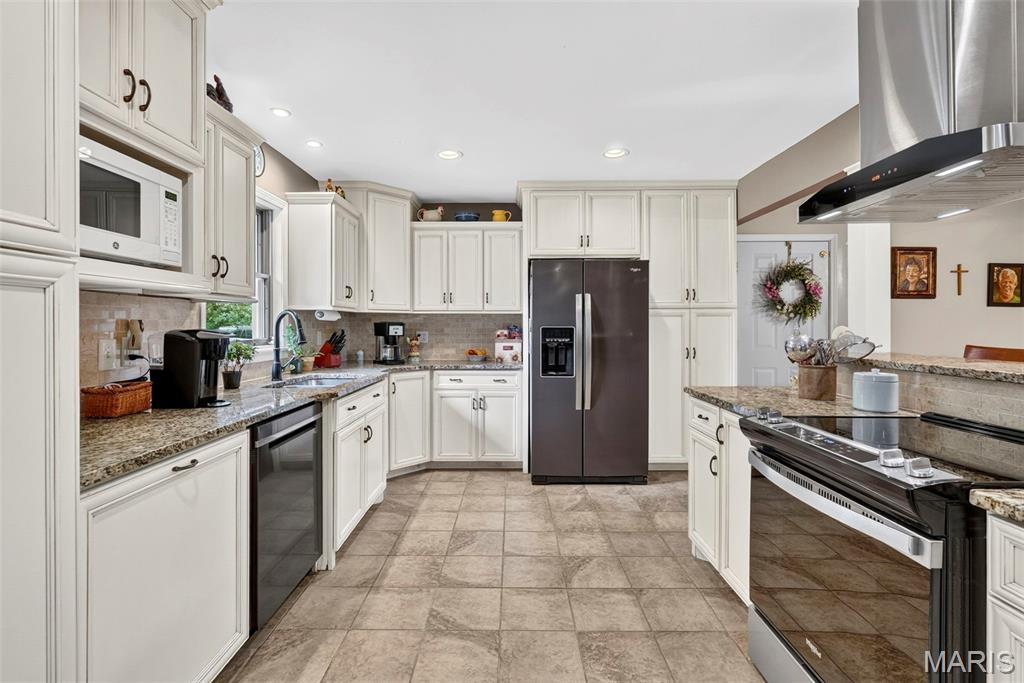 Country Squire Acres - Residential