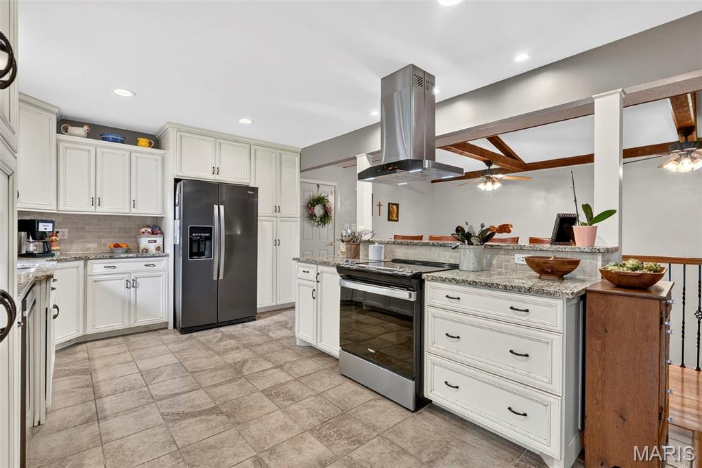 Country Squire Acres - Residential