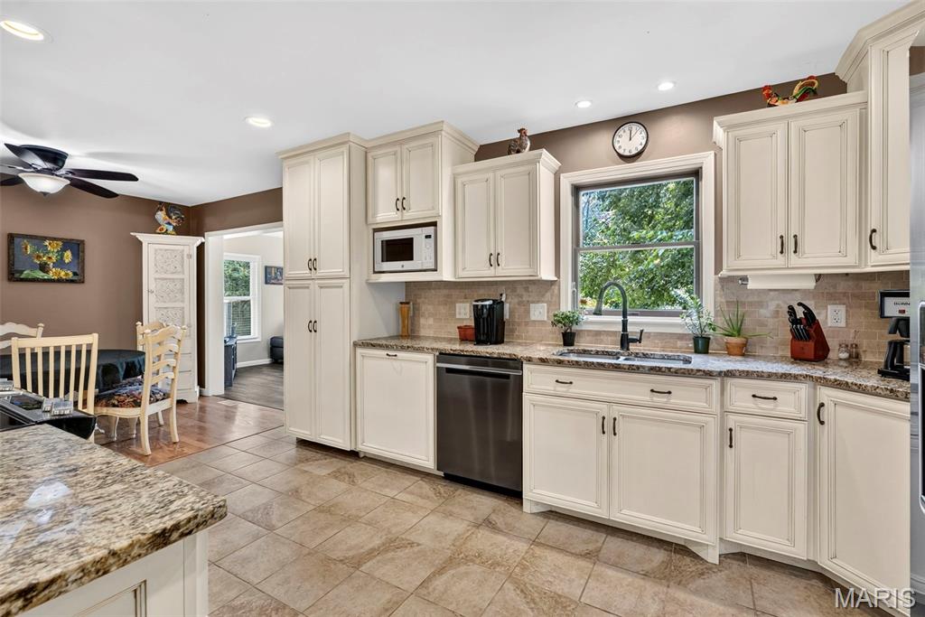 Country Squire Acres - Residential