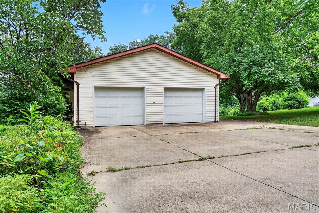 Country Squire Acres - Residential