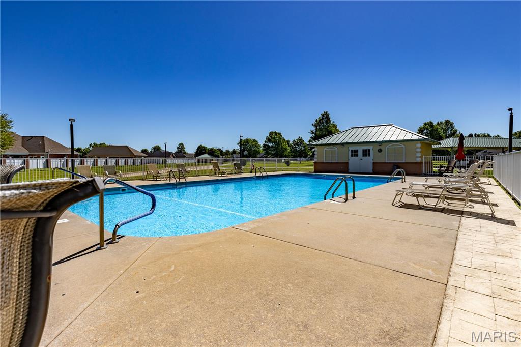 Maingate Condominiums - Residential
