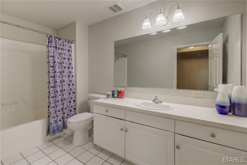 Maingate Condominiums - Residential
