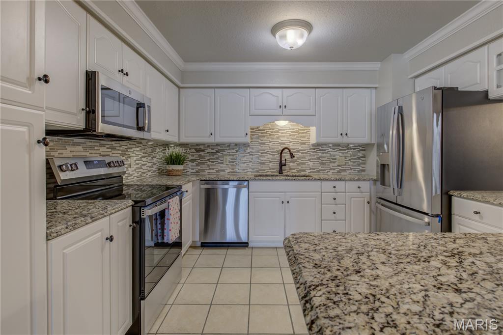 Maingate Condominiums - Residential