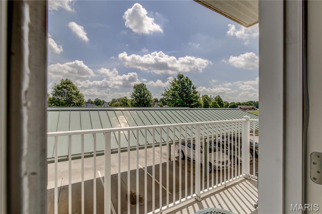 Maingate Condominiums - Residential