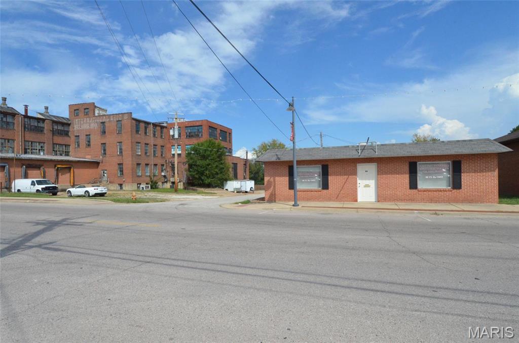 G W Smiths - Commercial Sale
