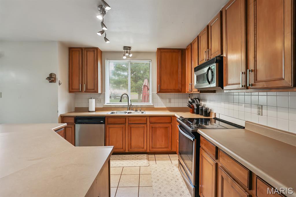 Weatherby Place - Residential