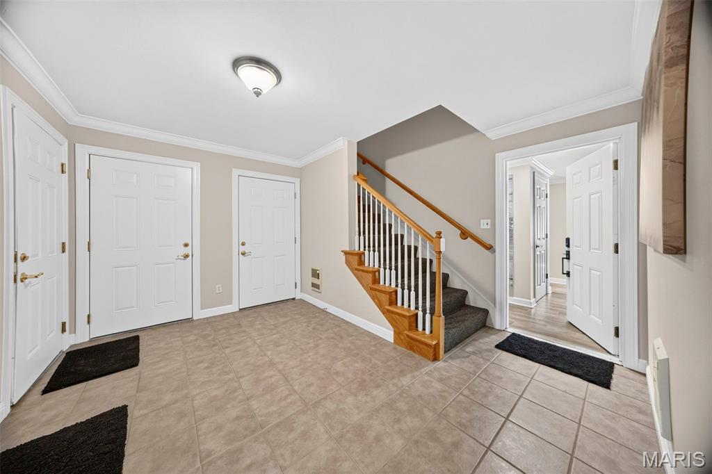 Villas At Oak Bend 5 The - Residential