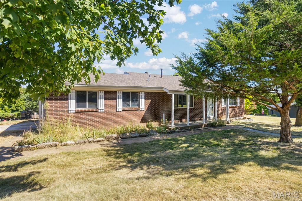Opportunity awaits at this 3-bedroom, 2-bath multi-level home in the Seckman School District, offering a flexible floor plan, generous living areas, an attached 2-car garage, and additional finished space on the lower levels. The home is being sold "as-is" and is ready for a buyer looking to renovate, update, and add value.

Inside, the home features hardwood flooring in several areas, a spacious family room, kitchen with adjoining living space, and three bedrooms on the upper level. The lower levels provide additional finished living area, a second full bath, utility space, and rooms that could serve a variety of uses such as recreation, home office, hobby, or additional gathering space. The multi-level layout creates separation between living, bedroom, and lower-level areas while offering substantial usable space throughout the home.

The property includes a brick and vinyl exterior, covered front porch, driveway, and attached garage measuring approximately 20'9" x 27'. From portions of the property, there are long-distance views toward the St. Louis area, including a view of the Gateway Arch.

Conveniently located near the Vogel Road and Arnold shopping and dining corridor, the property offers quick access to a wide variety of restaurants, retail, grocery, services, and everyday conveniences. Imperial Main Street and Interstate 55 are also nearby, providing easy access throughout Jefferson County and into the St. Louis metro area.

Outdoor recreation is available nearby at Mastodon State Historic Site, with trails, picnic areas, and natural and historic features. The historic community of Kimmswick is also within a short drive, offering additional dining, shopping, and riverfront attractions.

This property is being sold through the Jefferson County Courts. All offers are subject to acceptance by the Public Administrator and any required court approval. Property is being sold "as-is", and the seller will make no repairs or provide inspections. Buyers are encouraged to perform their own due diligence regarding property condition, measurements, schools, and permitted uses.