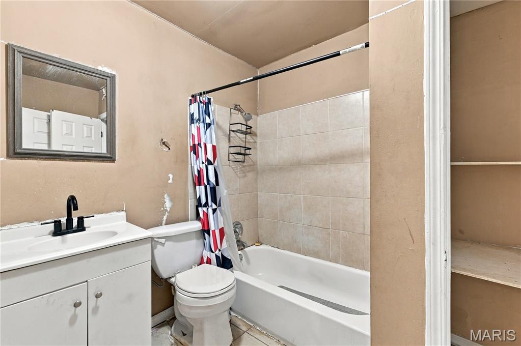 Castle Point Unit 3 - Residential