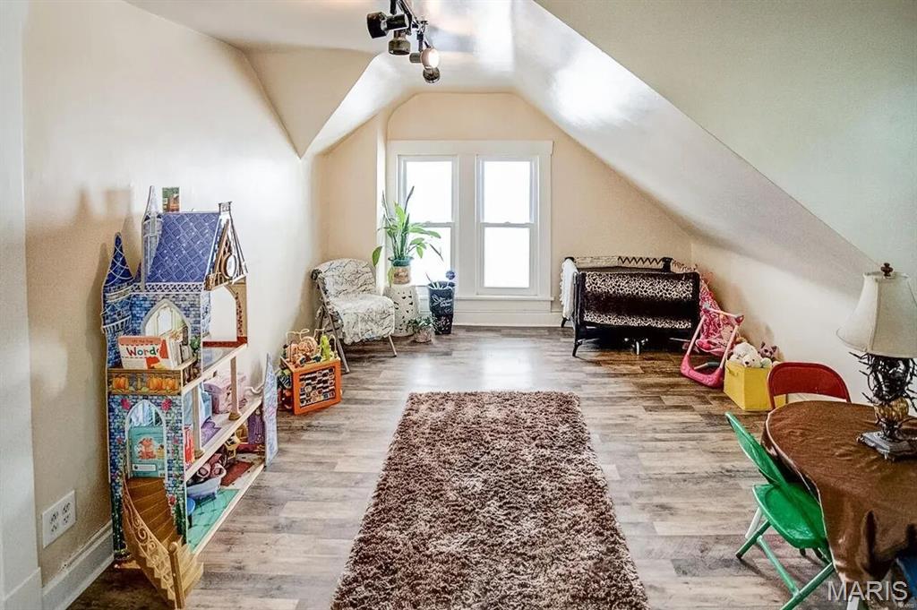 NOT IN A SUBDIVISION - Residential Lease