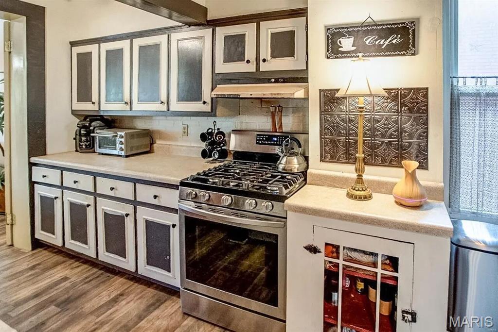 NOT IN A SUBDIVISION - Residential Lease