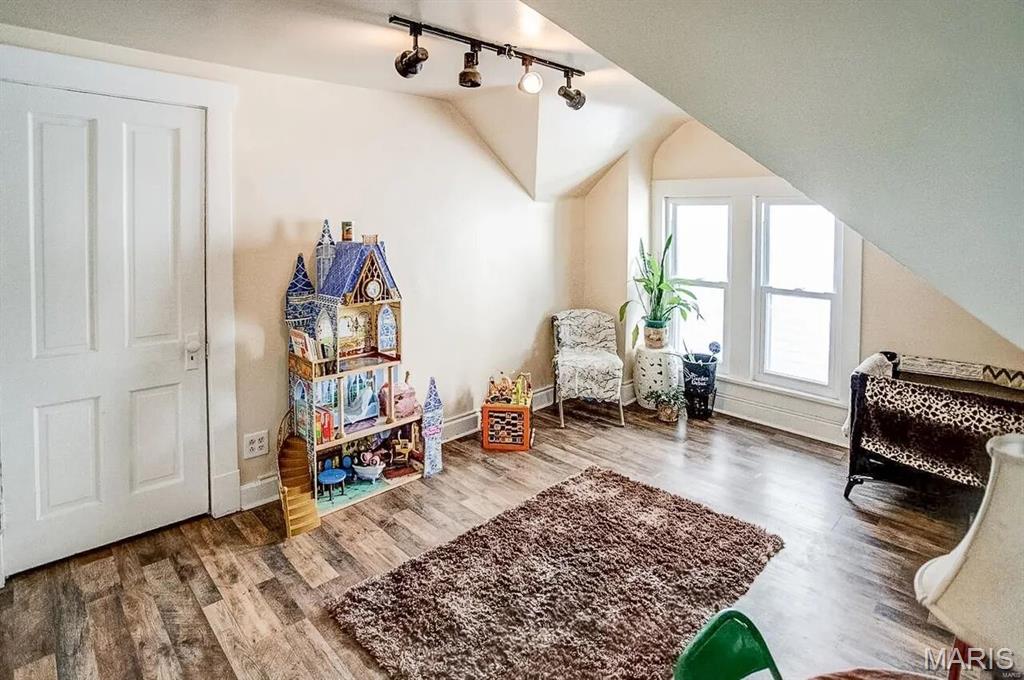 NOT IN A SUBDIVISION - Residential Lease