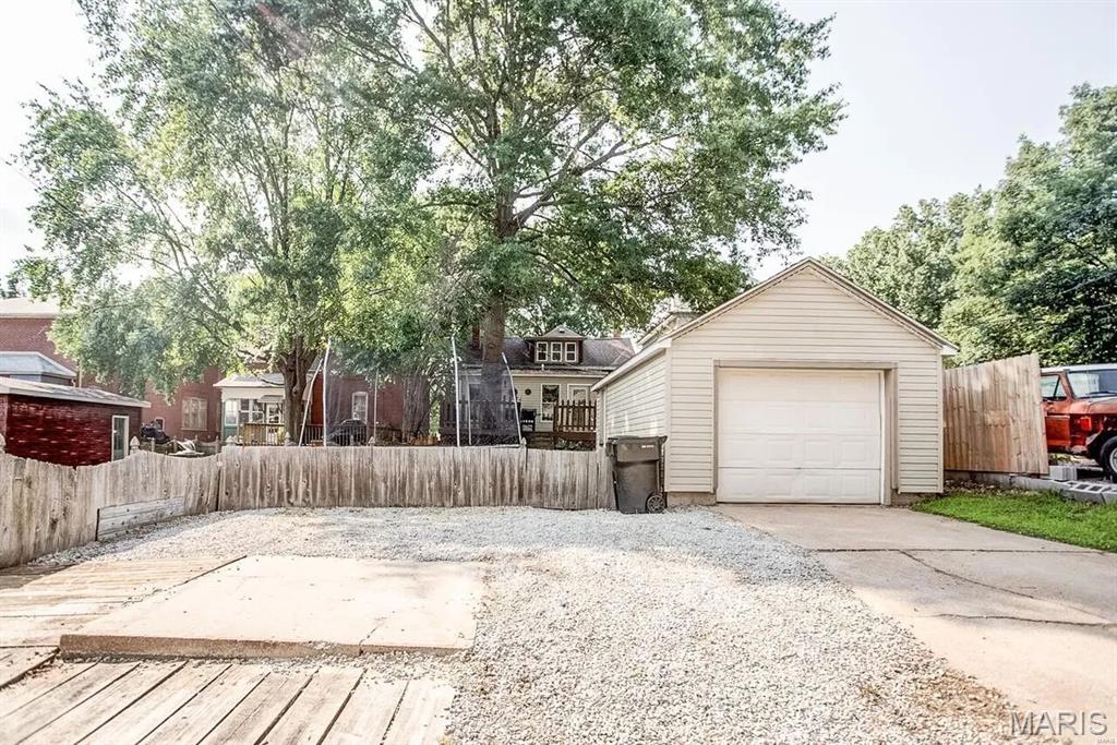 NOT IN A SUBDIVISION - Residential Lease