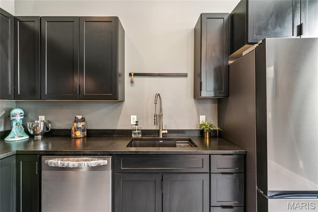 Indiana Condo - Residential