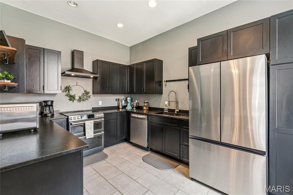 Indiana Condo - Residential