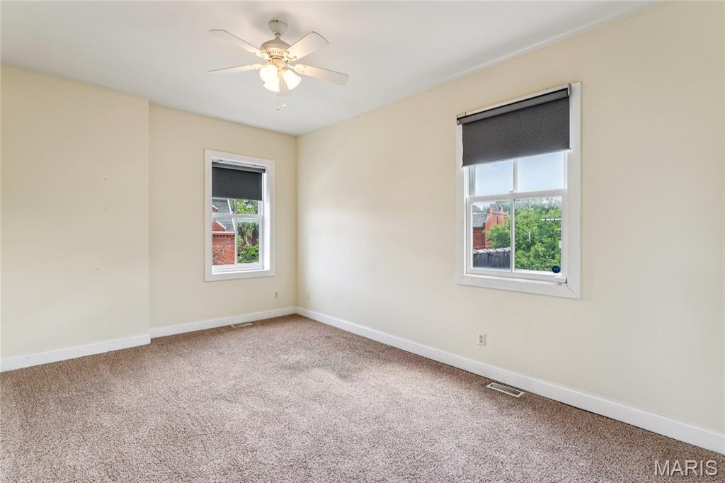 Indiana Condo - Residential