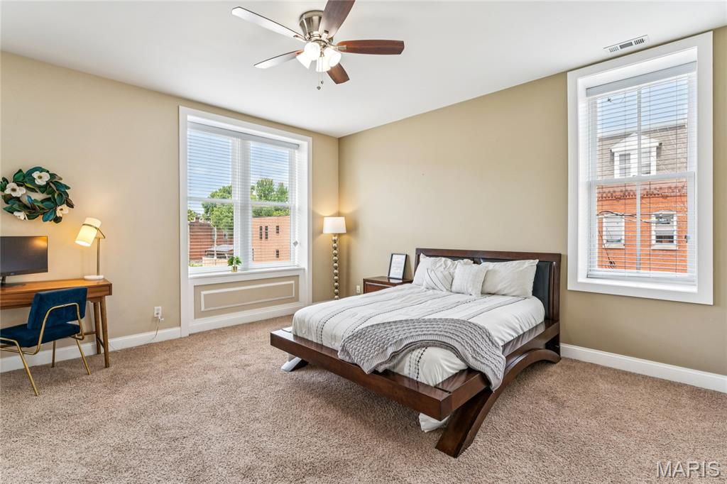 Indiana Condo - Residential