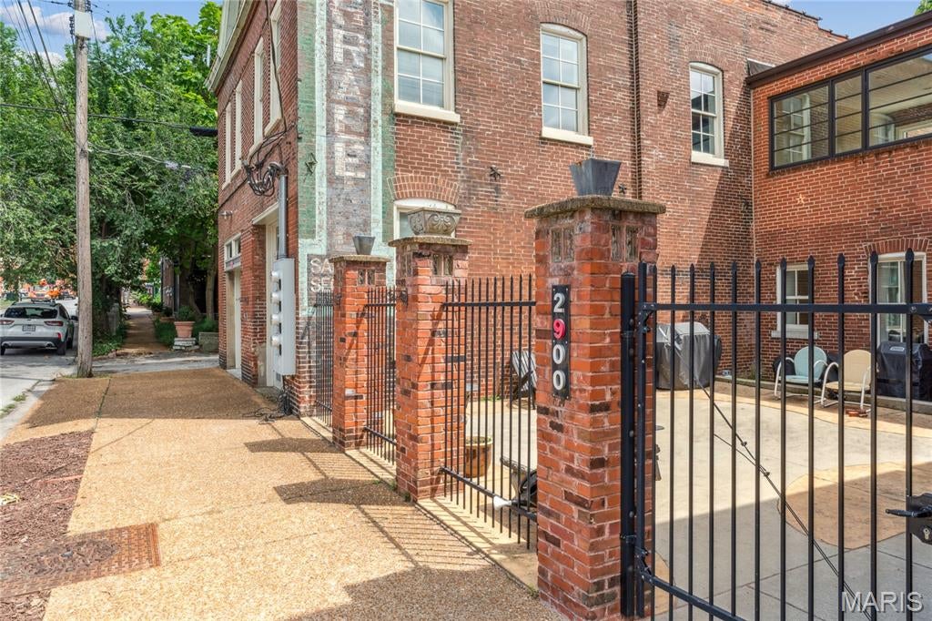Indiana Condo - Residential