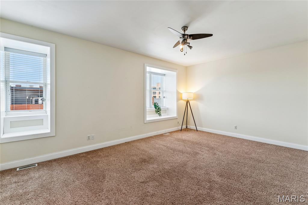 Indiana Condo - Residential